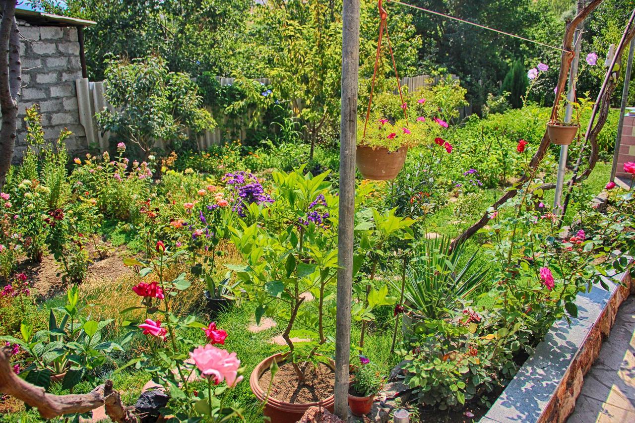 Ashot & Gohar B&B Chʼiva Εξωτερικό φωτογραφία